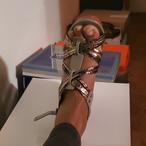 Sandals - Picture 5 of 5